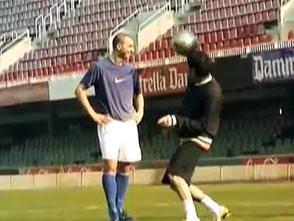 c.ronaldo, zlatan and ronaldinho freestyle joga bonito