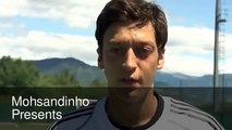 Mesut Özil presents Ronaldinho Freestyle tricks