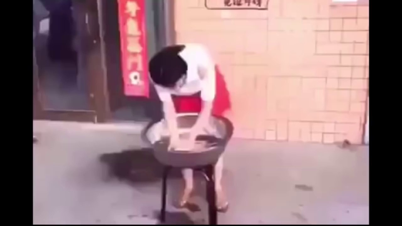 Natawa talaga ako dito HAHAHA