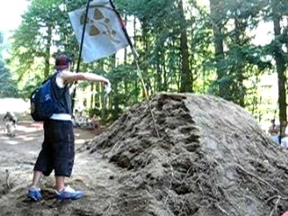 LDG Mountainboard Contest 2007 - One foot