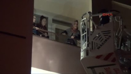 Çorum Yangında Mahsur Kalanları Itfaiye Ekipleri Kurtardı