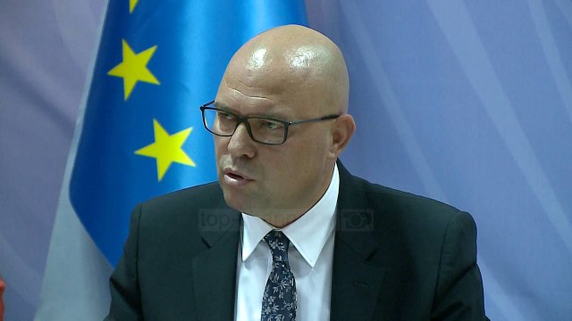 Propozimi i Manjanit: Ushtria kundër hashashit - Top Channel Albania - News - Lajme