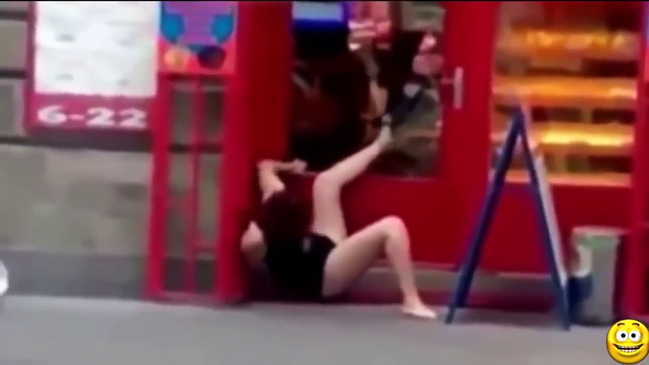 Funny Videos   Best Drunk Girls Fails Compilation - Try Not To Laugh