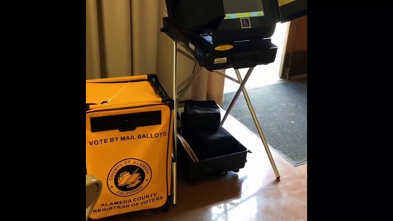 SHOCK VIDEO  CA touchscreen machine gives Sanders vote to another candidate