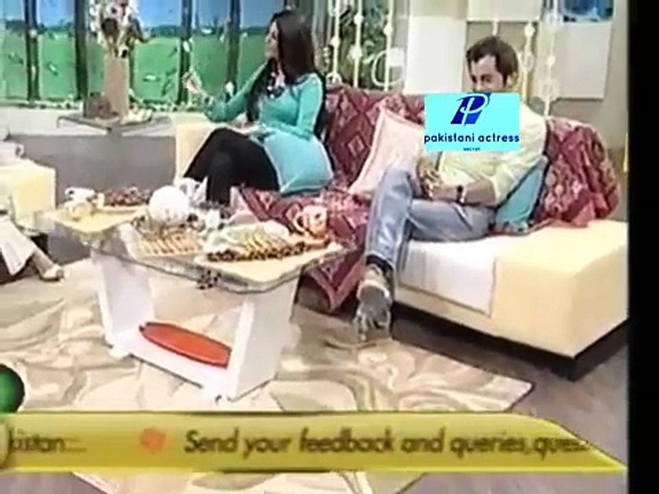 pakistani actress tahreem visible bra 2016 latets h divdeo