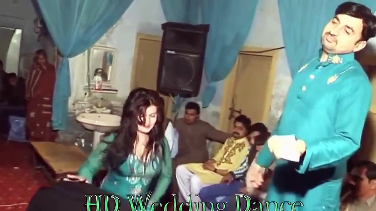 Pakistani Wedding Hot Mujra Dance #4