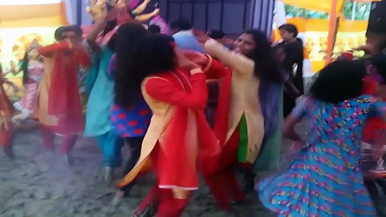 2016 Best Bollywood Indian Wedding Dance Performance  By Young Girls HD