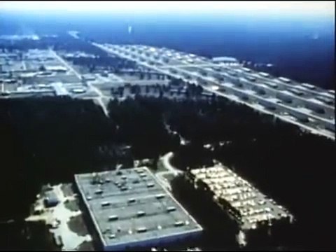 Система залпового огня MLRS M-270. НАТО.