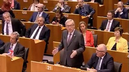 Jean-Claude Juncker affirme sérieusement qu'il communique avec des représentants extra-terrestres