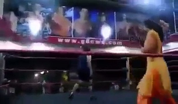 India vs pakistan : After beating indian fighter.. he challenge to indians to fight.. Indian RSS woman fight with here..