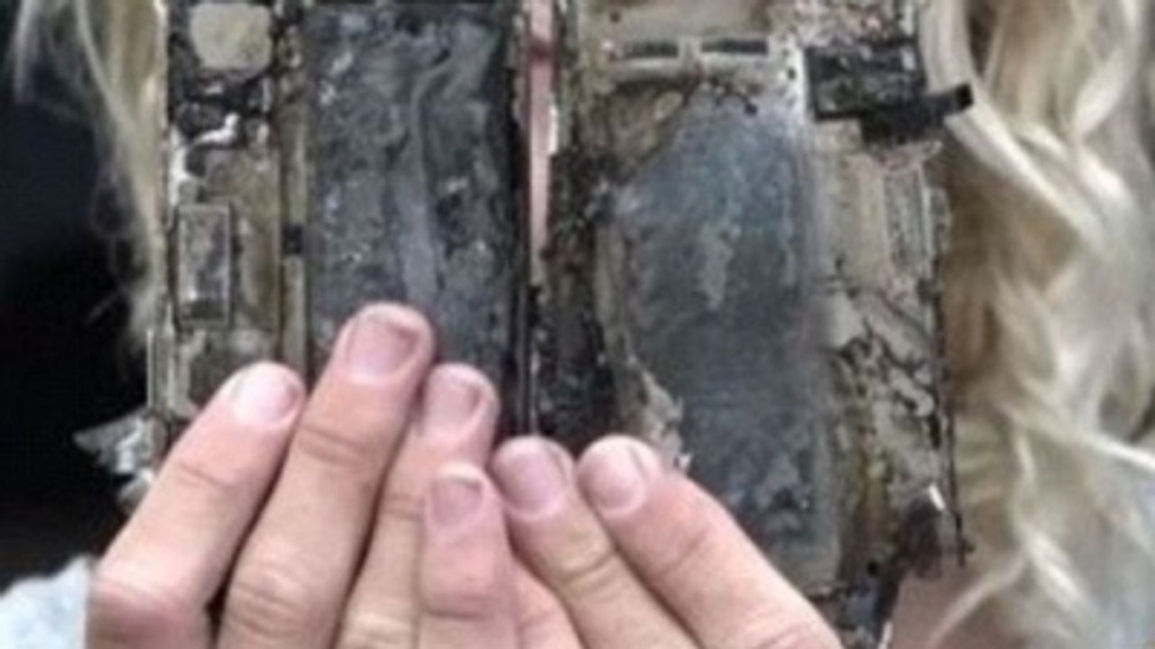 Bu Kez İphone 7 Patladı, Araba Göz Göre Göre Yandı