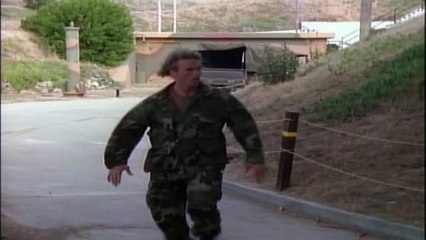 MacGyver VS Murdoc Trailer # 7 - Richard Dean Anderson