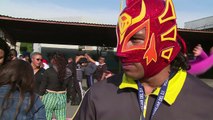 عناصر الشرطة في المكسيك يتدربون على يد ابطال في المصارعة