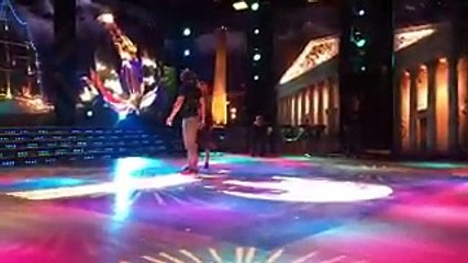Otra mirada de Pedro ensayando Tango