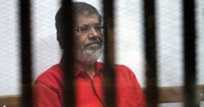 Mahkeme Mursi'yi 20 Yıla Mahkum Etti