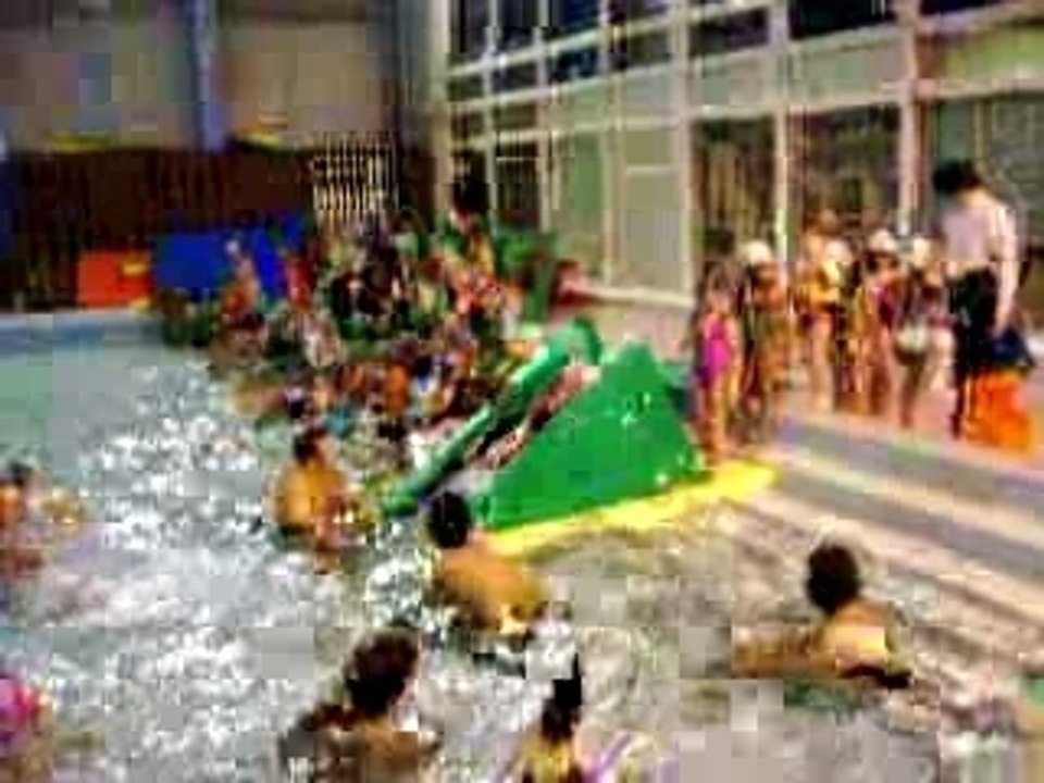 Tobogan piscine 0