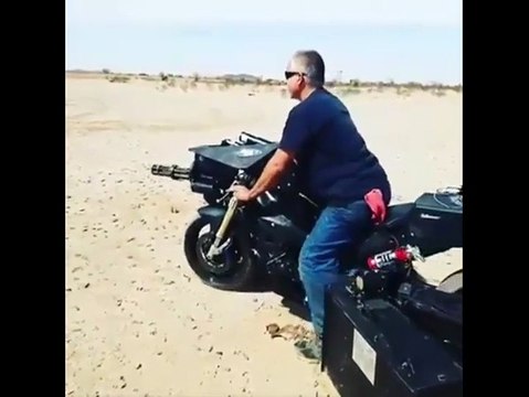 Insane Dude Has Mounted A Minigun On A Motorcycle