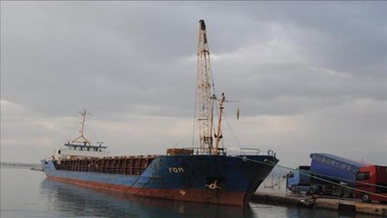 Yan yatan geminin 8 personeli kurtarıldı