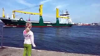 Girl honks at ship