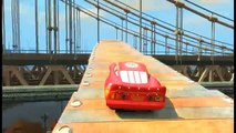 Spiderman et Elsa de Frozen le film samuse avec Flash McQueen de Cars 2 | Jeu Vidéo en Français