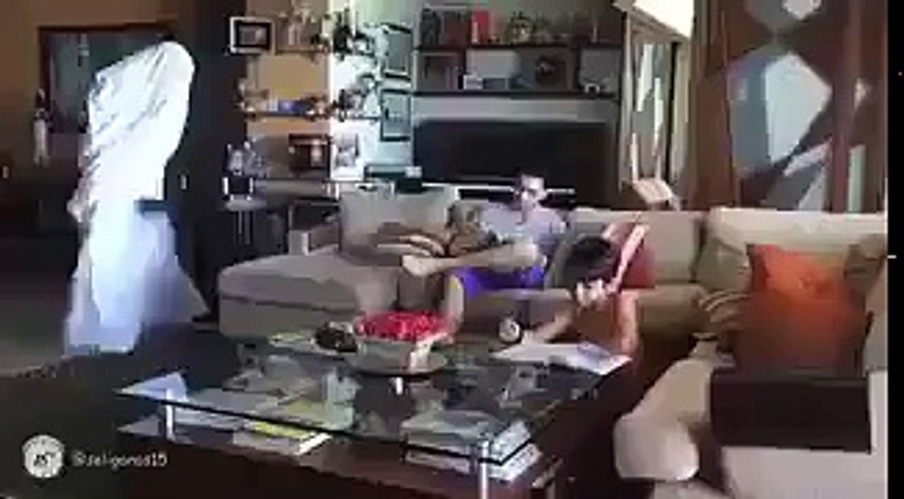 Ha Si****
