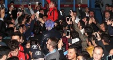 Trabzonsporlu Taraftarlar, Takımı Havalimanında Karşıladı