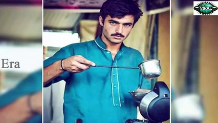 ‫دیکھیں چائے والاارشد خان خوبصورتی میں ٹام کروز کو بھی پیچھے چھوڑ گیا۔۔۔‬