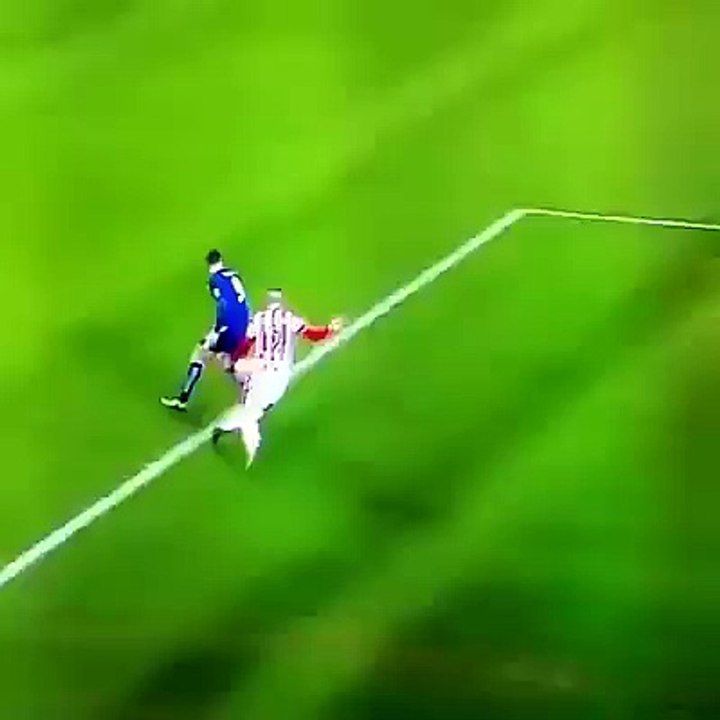 l'enchainement petit-pont passe décisive de Mahrez !