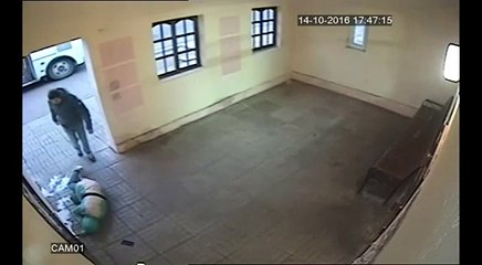Süper Kahraman Misali Olaya Müdahil Olan Abi