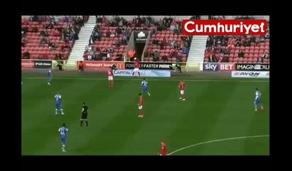 İngiltere 1. Ligi'ndeki Türk futbolcudan 40 metreden muhteşem gol