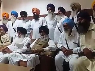 ਸਿਮਰਨਜੀਤ ਸਿੰਘ ਮਾਨ ਬਰਨਾਲਾ ਵਿਖੇ ਪ੍ਰੈਸ ਕਾਨਫਰੰਸ ਦੌਰਾਨ ਸਰਬੱਤ ਖਾਲਸਾ ਵਿੱਚ ਪਹੁੰਚਣ ਦੀ ਅਪੀਲ ਕਰਦੇ ਹੋਏ।