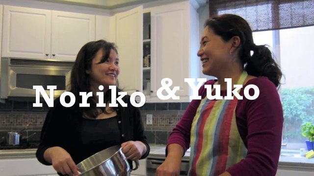 Tamagoyaki (pan fried rolled egg) Recipe - Japanese Cooking 101 [720p]