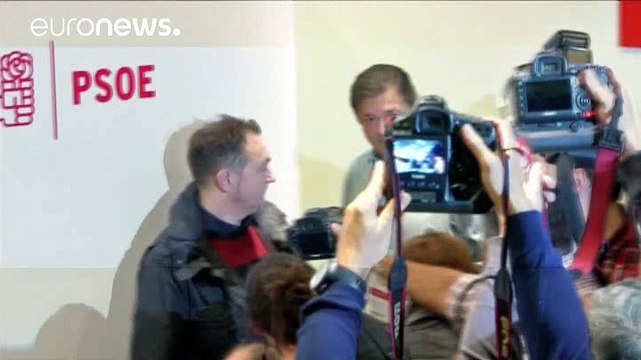 Spaniens Sozialisten billigen konservative Minderheitsregierung