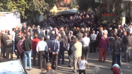 Alaşehir Minik Irmak'ın Yakınları Idam Istedi