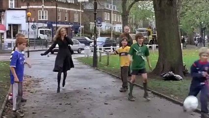 Ölümün Kollarında - Killing Me Softly (2002) Fragman