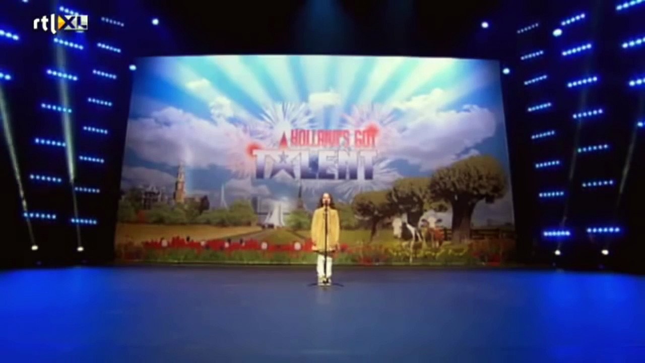 9-latka śpiewa arię operową w holenderskim Mam Talent [NAPISY PL](1)