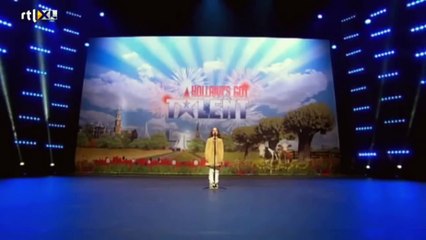 9-latka śpiewa arię operową w holenderskim Mam Talent [NAPISY PL](1)