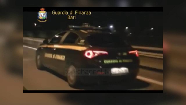 Përgjimet fundosin italianët, do blinin drogë në Shqipëri - Top Channel Albania - News - Lajme