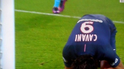 Edinson Cavani's Epic Miss vs Marseille!