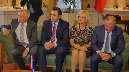 Veliaj takon Thaçin: Mbledhje e përbashkët e bashkive - Top Channel Albania - News - Lajme