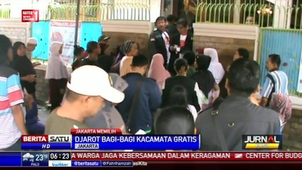Djarot Bagikan Kacamata Gratis ke Warga Jatinegara