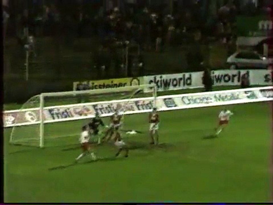 15.09.1993 - 1993-1994 UEFA Cup 1st Round 1st Leg Royal Antwerp FC 2-0 CS Maritimo
