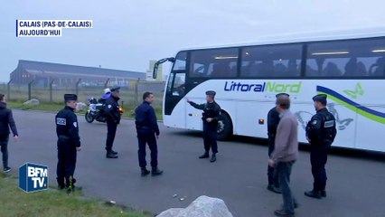 Calais: le premier car de migrants a quitté la "Jungle"
