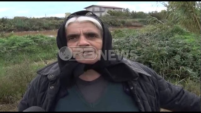 Ora News - Lezha dhe disa fshatra nën ujë, banorët jashtë shtëpive gjatë natës