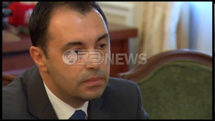 Ora News - Gara për kreun e KQZ, kandidatët prezantojnë platformat