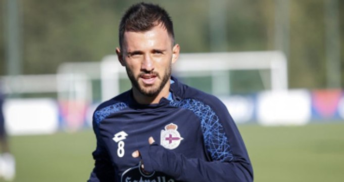 Deportivo'lular, Emre Çolak'ı Kadroya Almayan Teknik Direktöre Tepki Gösterdi