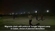 Calais 'jungle' camp: clashes between migrants and police