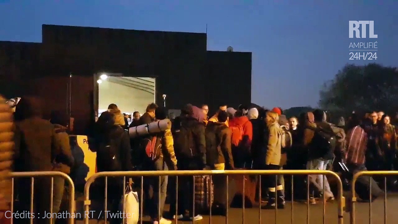 "Jungle" de Calais : l'évacuation du camp a débuté