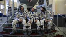 Tripulación se prepara para viajar a la Estación Espacial Internacional