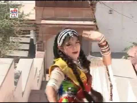 जोगमाया की पेडिया पे रपट - चम् चम् चमके चुन्दडी ( राजस्थानी )